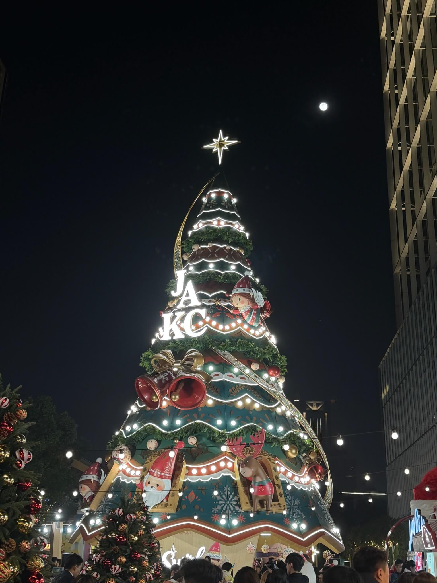 E716F719-E5E3-4A99-8DC4-0794AD3D31ED